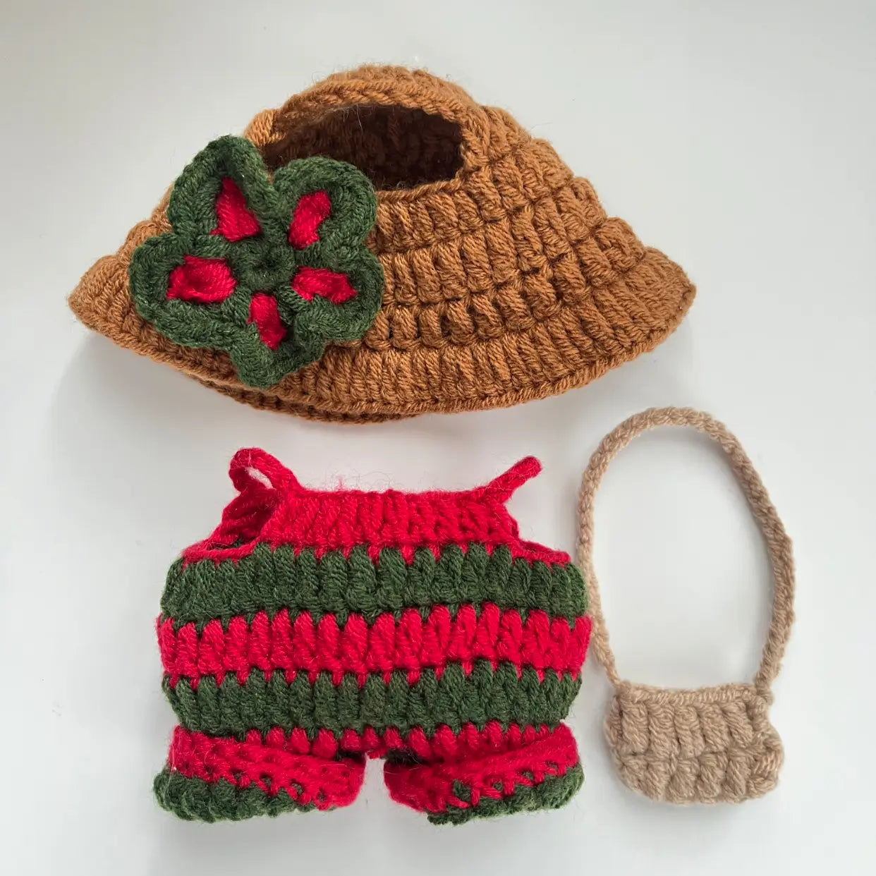 Forest Berry Outfit